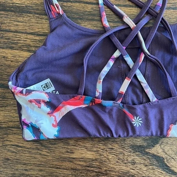 athleta HYPER FOCUSED PRINT BRA IN POWERVITA | Color: New Botanical | size M - Picture 3 of 8